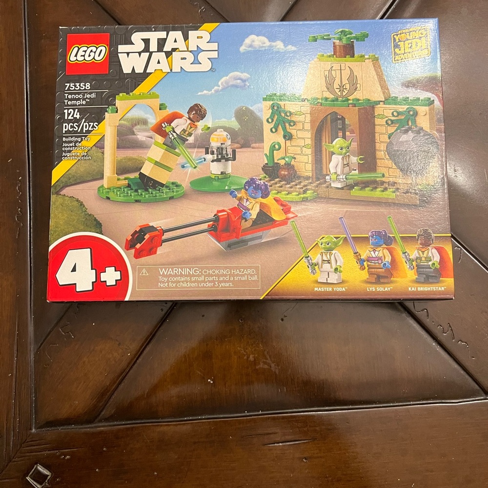 NIB LEGO Star Wars Tenoo Jedi Temple Set